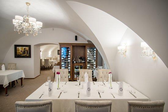 GLOBO Restaurant & Wine Bar